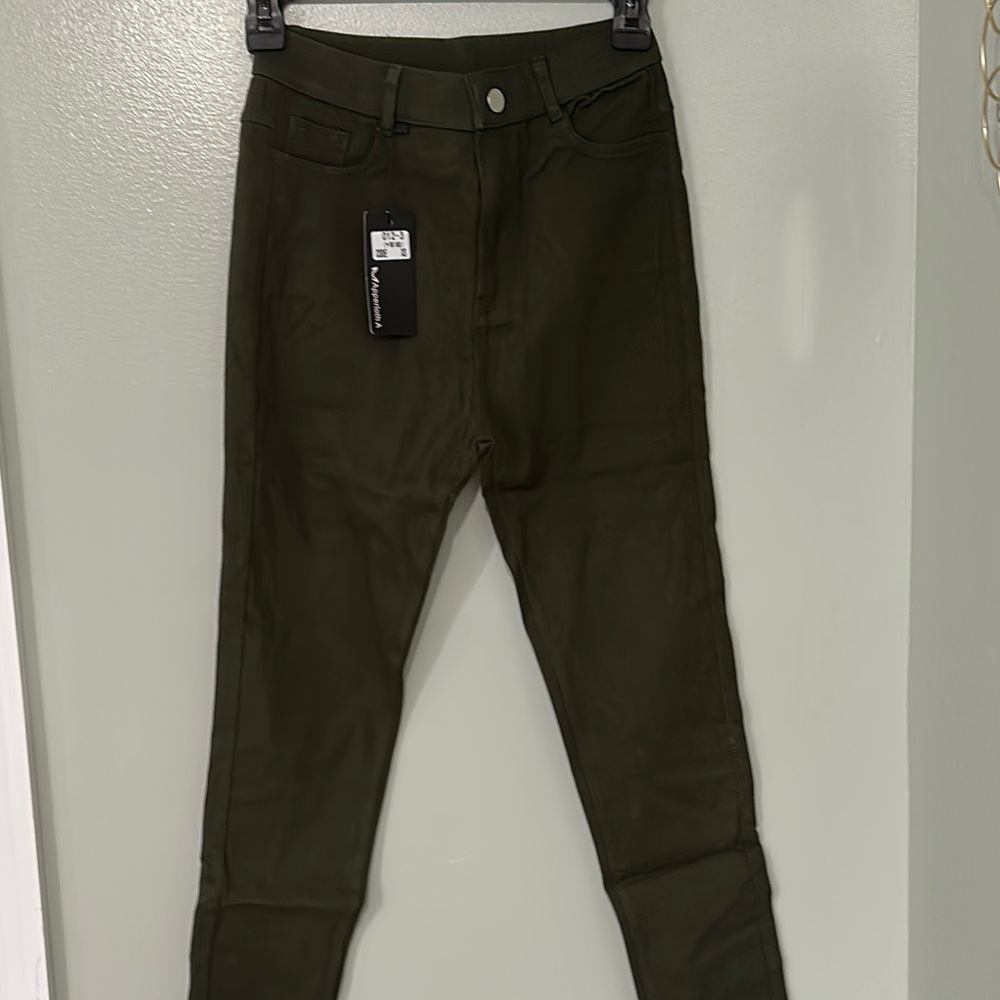 Apperloth Olive High-Waisted stretchy Pants